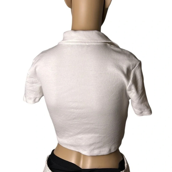 Zara  crop top . Women XXS deep Vee,cotton knit,rib,short sleeve,shirt collar - Picture 2 of 10